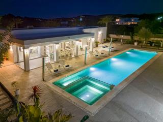 Villa near San Antonio sleeps 10 - Ses Paisses - 5