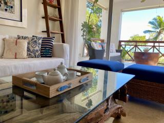 Blue View Beachfront Apartment - 5