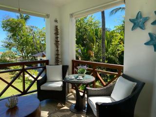 Blue View Beachfront Apartment - 3