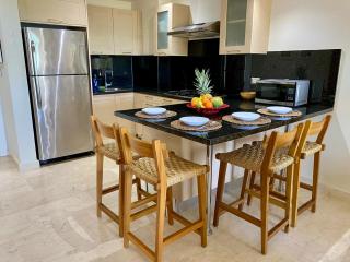 Blue View Beachfront Apartment - 2