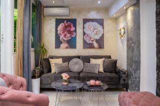 Beachfront apartment Romilda - Makarska (Macarsca) - 0