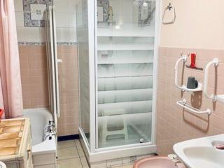 Charmant F2 avec Garage, Terrasse et Véranda, à 500m du Centre et 600m des Cures à Amélie-les-Bains - FR-1-703-131 - 3