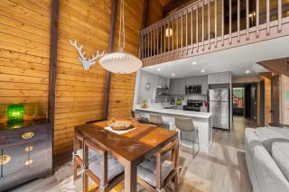 Treetops Chalet - 3bd/2bt Boutique Cabin w/Mt Leconte views in Gatlinburg - Gatlinburg - 2
