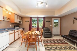 Artilla Cove Cabin 7- Lake Views- Pool & Hot Tub - 9