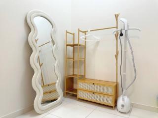 2BR Sky 5pax Creamy Style JB Bukit Indah Lotus Aeon - Johor Bahru - 2