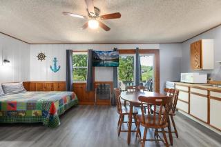 Artilla Cove Cabin 4 - Lake views - Outdoor pool - Branson - 9