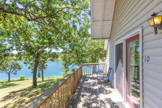 Artilla Cove Cabin 10- Lake views- Pool & Hot Tub - Branson - 0