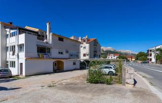 2 Bedroom Nice Apartment In Baska - Baška - 1