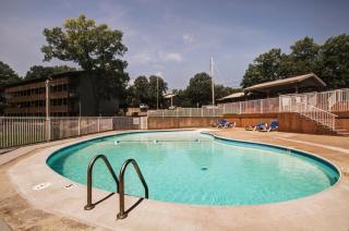 Divine 9 Condo -Fishing Lake & Hiking Trails - Reeds Spring - 7