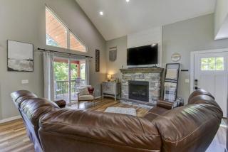 Lake House Retreat - Private Hot Tub - Lampe - 9