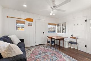 Adorable Lakefront Cottage - Rockaway Beach - Rockaway Beach - 3