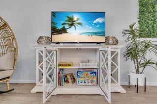 Close to Anna Maria, Dog Friendly, Heated Pool! - Bradenton - 4