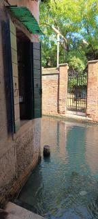 Ca'dei Nonni canal view - Venice - 1