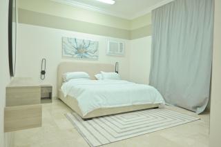 Modern & New furnished Apartments - 10 Mins Drive to Beach - 8