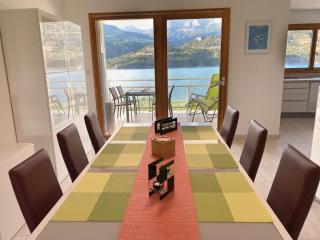 La terrasse au bord du Lac, vue panoramique lac et montagnes , 2 ch, linge et ménage inclus - Savines - 1