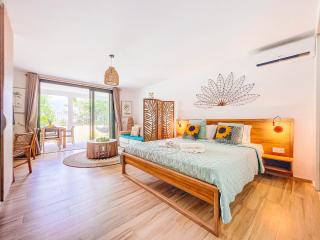 Serenity beachfront studio in Orient Bay - Orient Bay - 8