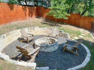 Upstay - Eastside Home w Patio BBQ - Mins to DT - Austin - 6