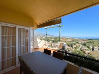 Panoramic views 2 bed apartment - Marbella - 6