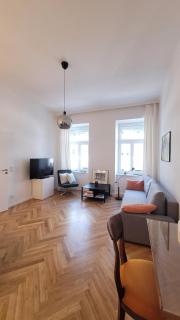 Margarets Apartment - 9