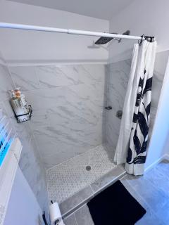 Comfortable 3BR Close to All - 2