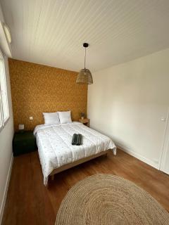 Dans le petit bourg - 7