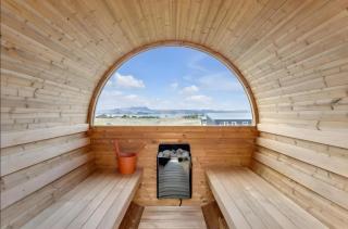 Cozy Cabin with Hot Tub & Sauna - Ultimate Retreat - Veiðilundur - 6