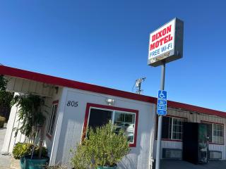 Dixon Motel - 7