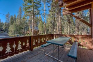 Mountain Retreat Near Ski Resorts and Lake - 6