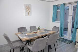 Modern Retreat Your Birkenhead Heaven, A Peaceful Getaway - Birkenhead - 3