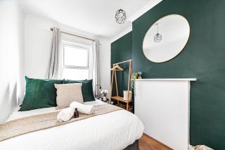 Riverdale Residence 4 Beds - Plumstead - 8