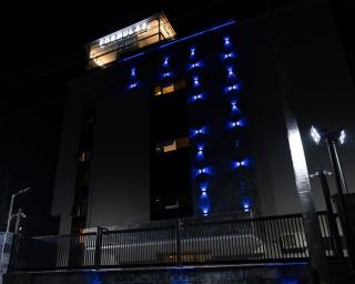 Formula 2 Hotels and Suites - Ewu - 0