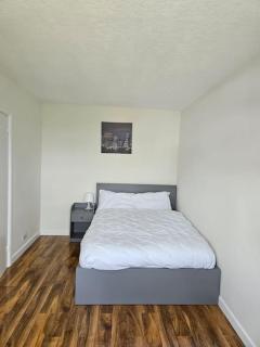 Feel at home away from home - Plumstead - 7
