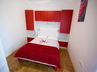 Apartments by the sea Privlaka, Zadar - 23531 - Nin - 3