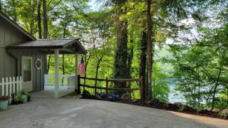 Mountain Lake Retreat I Getaway with Stunning Views - Topton - 1