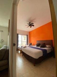 Apartamento En Fraccionamiento Privado 6 Personas, 5 Camas, Piscina cerca de la Playa - Playa del Carmen - 2