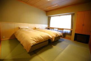 Nakajimaya Ryokan - Nozawa Onsen - 9