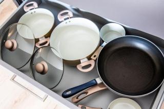 Stylish Studio with Balcony, 12 Min to City Centre, Free Netflix & WiFi - Prag - 9