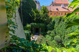 Josef Manes birth house, All Sights Walkable, Old Town Square - Praga - 1