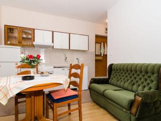 Apartment Berk - One-Bedroom Apartment with Terrace - Dubrovnik - 9