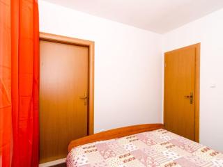 Apartment Berk - One-Bedroom Apartment with Terrace - Dubrovnik - 4