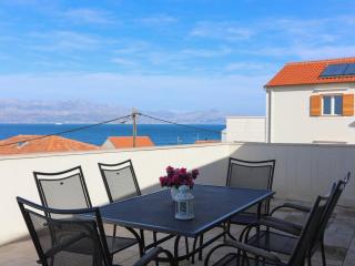 Apartment Perina - Comfort Two Bedroom Apartment with Terrace and Sea View - Sutivan - 0