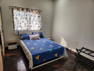 Hampi Premium Homestay with Cook - Hospet - 4