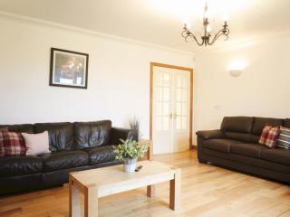 Pass the Keys Home With Hot Tub Close to Beach - Pentraeth - 3