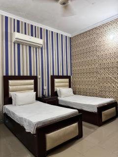 Hotel Tulip INN Faisal Town - Lahore - 3