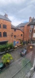 3 Quality Square - 9