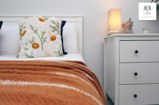 Spacious 3 Bed Home In The Heart Of Bridgend - By EKLIVING LUXE Short Lets & Serviced Accommodation - Bridgend - 8