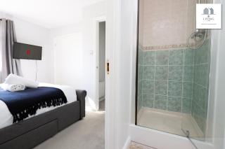 Spacious 3 Bed Home In The Heart Of Bridgend - By EKLIVING LUXE Short Lets & Serviced Accommodation - Bridgend - 5