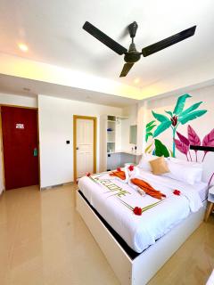 Sands Garden Hotel - 5