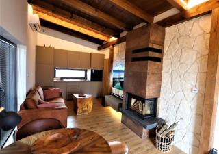 Lakeside Cottage with Sauna and Pool - Moravany nad Váhom - 9