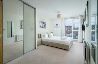 2 Bedroom Apartment Canning Town Newham ExCeL London with free Parking - Londra - 4